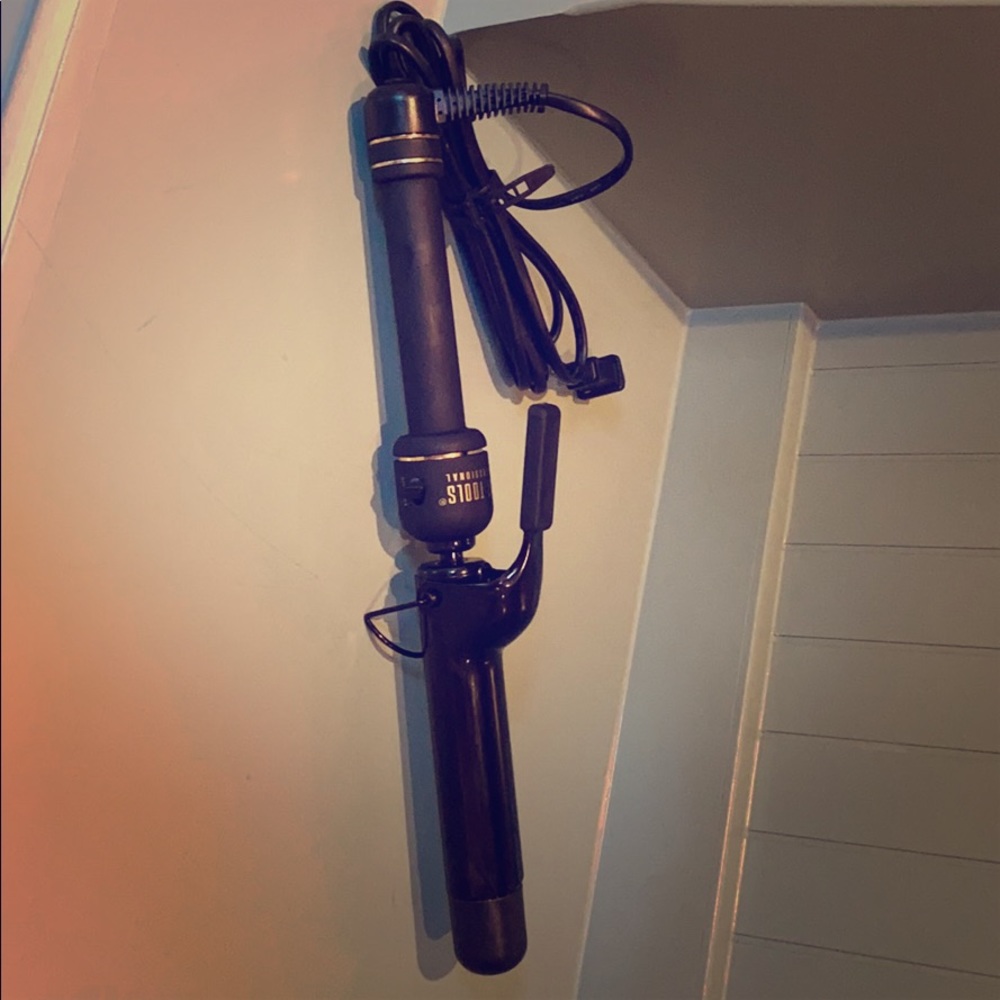 Hot Tools Professional Curling Iron 1 1/4”